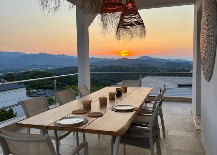 Villa Oletta, Saint Florent